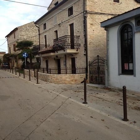 Rooms Grof Tar-Vabriga 외부 사진