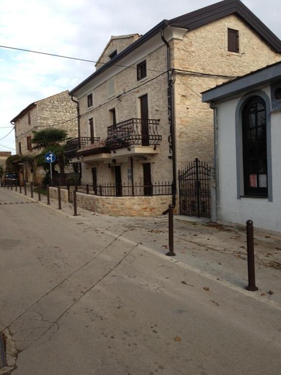 Rooms Grof Tar-Vabriga 외부 사진